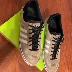 Men’s Adidas Shoes - Samoa